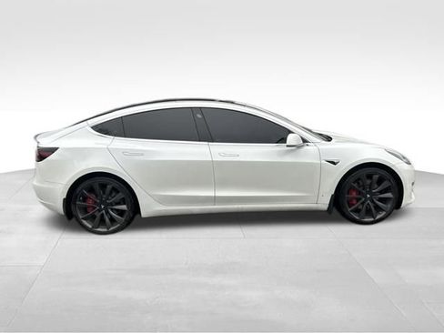 Used 2020 Tesla Model 3 Performance image 12
