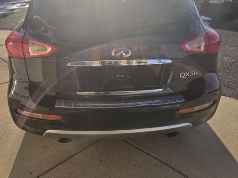 Used 2017 INFINITI QX50 AWD w/ Premium Plus Package image 3