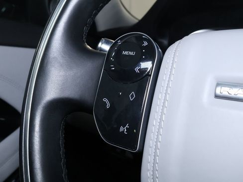 Used 2020 Land Rover Range Rover Evoque S image 19