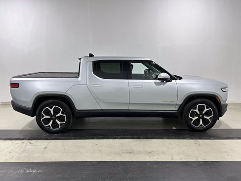Used 2024 Rivian R1T Adventure AWD/4WD image 6