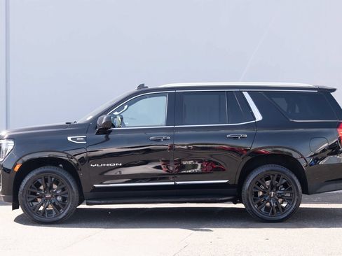 Used 2023 GMC Yukon SLT AWD/4WD image 30