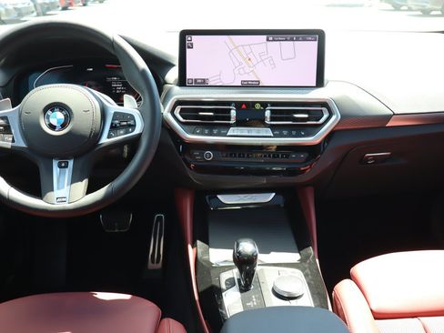 Used 2025 BMW X4 xDrive30i w/ Premium Package AWD/4WD image 15