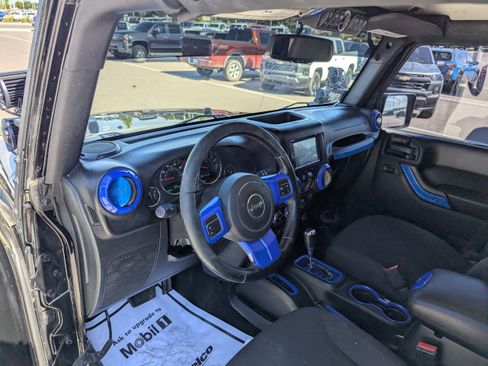 Used 2016 Jeep Wrangler Unlimited Sport w/ Quick Order Package 24S AWD/4WD image 12