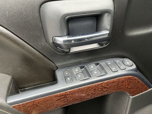 Used 2014 GMC Sierra 1500 SLE image 17