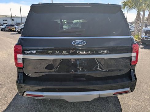 Used 2024 Ford Expedition XLT image 6