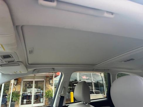 Used 2015 Subaru Forester 2.5i Limited w/ Popular Package #1 AWD/4WD image 13