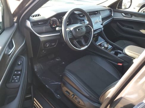 New 2026 Jeep Grand Cherokee Altitude image 12