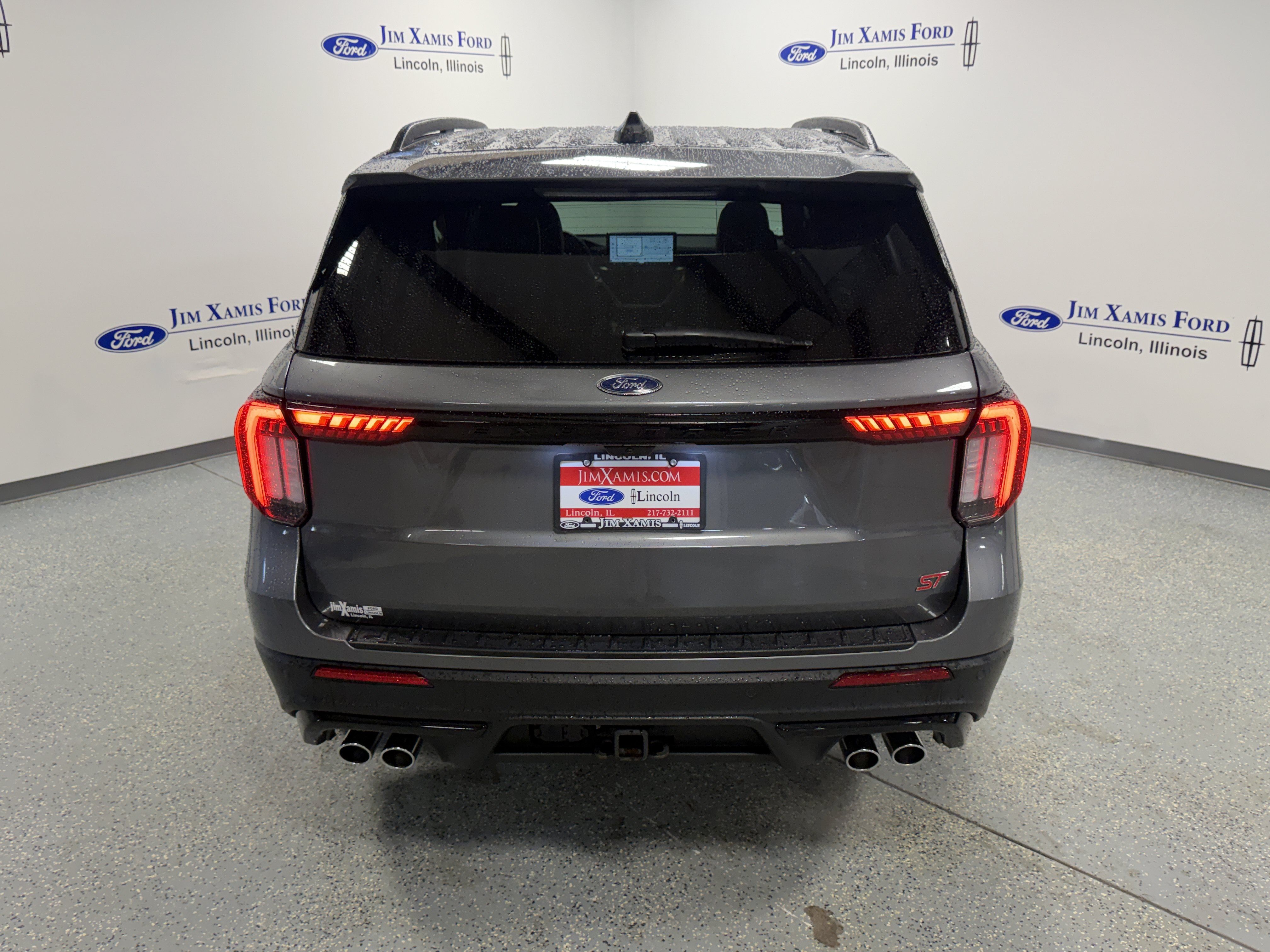Used 2025 Ford Explorer ST AWD/4WD image 33