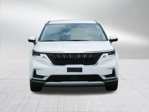 Certified 2023 Kia Carnival EX FWD image 2