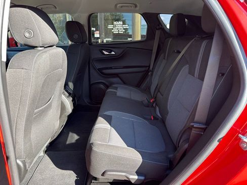 Used 2025 Chevrolet Blazer LT image 19