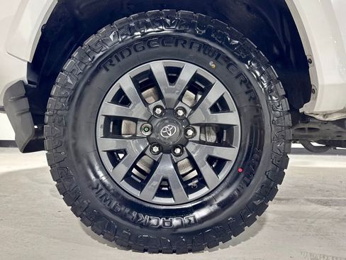 Used 2023 Toyota Tacoma SR5 image 30