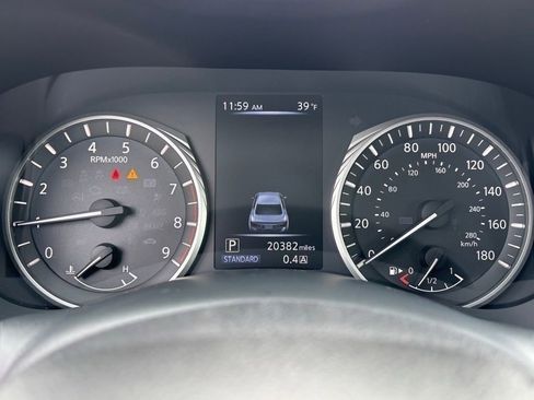 Used 2018 INFINITI Q50 Luxe w/ Essential Package (3.0T Luxe) image 12