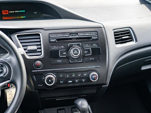 Used 2014 Honda Civic LX image 21