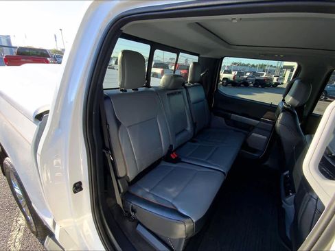 Used 2025 Ford F150 Lariat w/ Equipment Group 502A High image 19