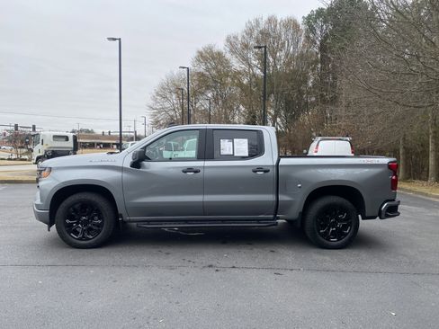 Used 2024 Chevrolet Silverado 1500 Custom image 6