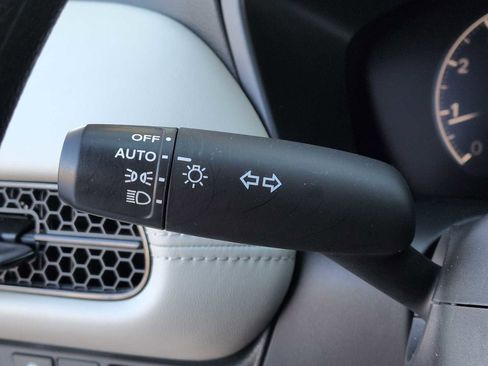 Certified 2024 Honda HR-V LX image 23