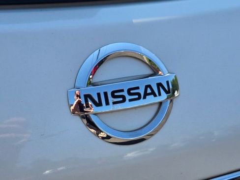 Used 2012 Nissan Rogue S w/ Special Edition Pkg FWD image 13