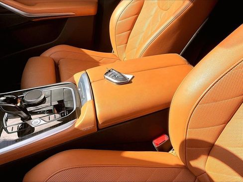 Used 2023 BMW X5 xDrive40i w/ Premium Package image 37