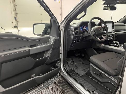 New 2026 Ford F150 XLT w/ Equipment Group 302A MID AWD/4WD image 17