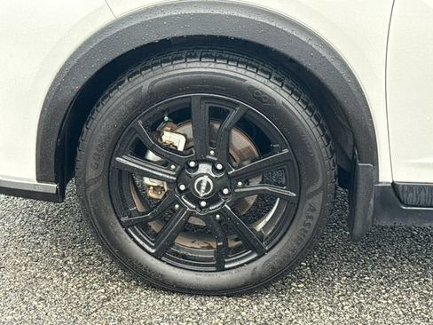 Used 2023 Nissan Kicks SR FWD image 11