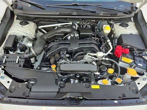 Certified 2025 Subaru Crosstrek 2.0i Premium image 18