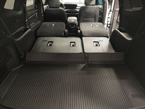 New 2026 Buick Enclave Sport Touring w/ Power Package image 15