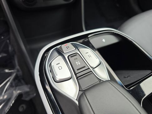 Used 2019 Hyundai Ioniq Limited image 31