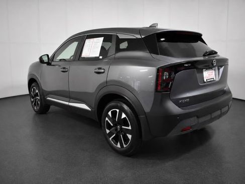 Certified 2025 Nissan Kicks SV AWD/4WD image 6