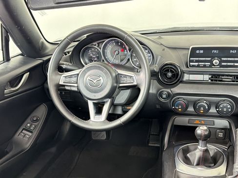 Used 2017 MAZDA MX-5 Miata Sport RWD image 24