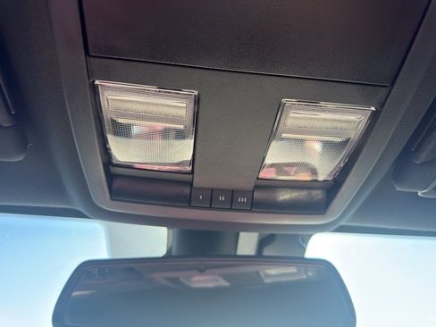 Used 2018 Dodge Challenger T/A image 17