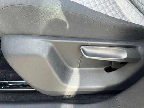 New 2026 Volkswagen Tiguan S FWD image 52