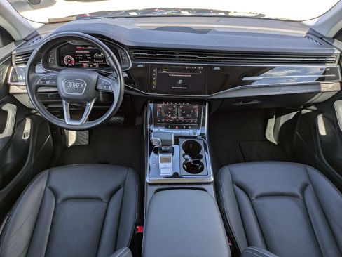Used 2023 Audi Q8 Prestige AWD/4WD image 17
