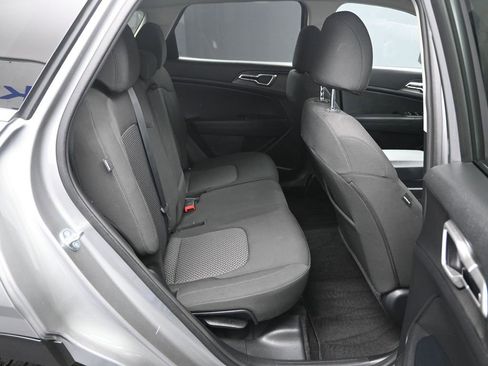 Certified 2024 Kia Sportage LX image 34