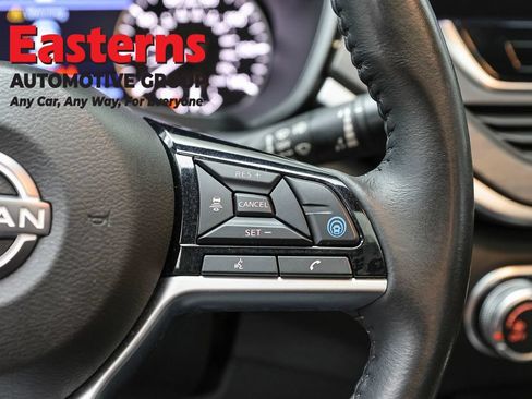 Used 2023 Nissan Altima 2.5 SV w/ SV Premium Package FWD image 15