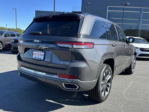 New 2025 Jeep Grand Cherokee Overland image 7