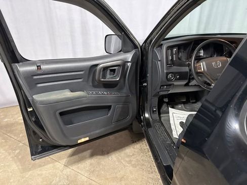 Used 2013 Honda Ridgeline Sport image 3