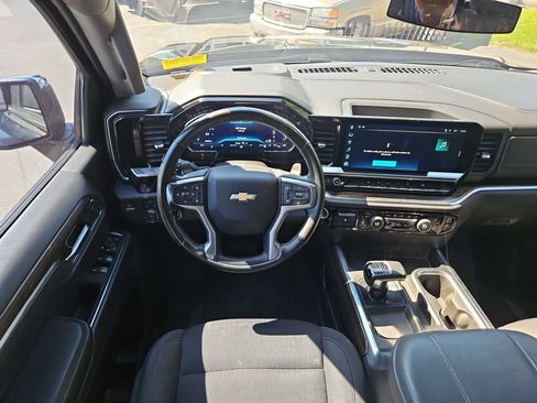 Used 2023 Chevrolet Silverado 1500 LT w/ LPO, Dark Essentials Package AWD/4WD image 13