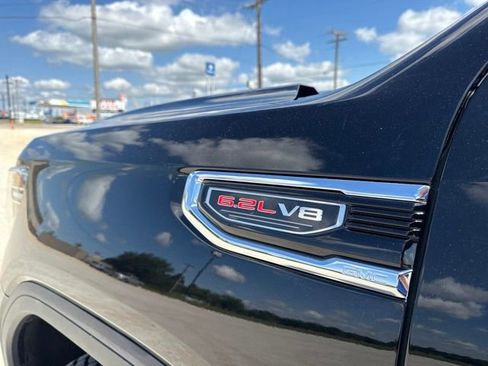 Used 2021 GMC Sierra 1500 Denali w/ Driver Alert Package II AWD/4WD image 9