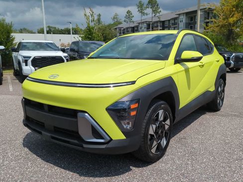 Used 2025 Hyundai Kona SEL AWD/4WD image 2