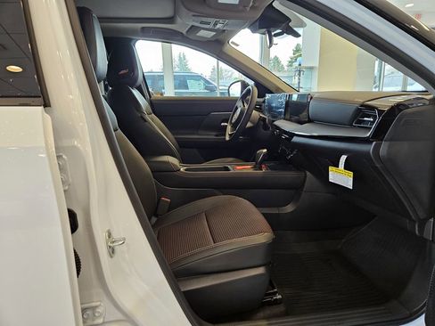 New 2026 Nissan Kicks SR w/ SR Premium Package image 21