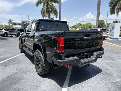 Used 2025 Toyota Tacoma TRD Pro AWD/4WD image 6