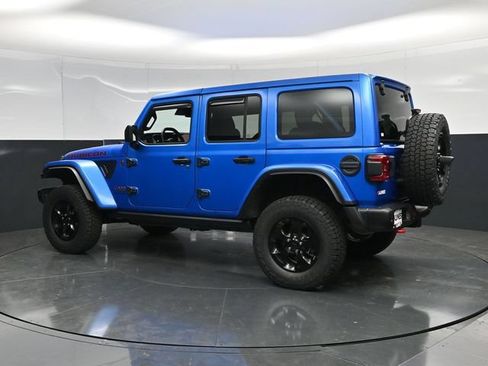 Used 2024 Jeep Wrangler Unlimited Rubicon AWD/4WD image 10