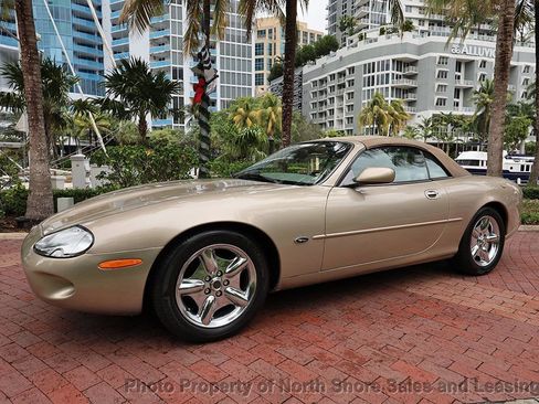 Used 1998 Jaguar XK8 Convertible image 48