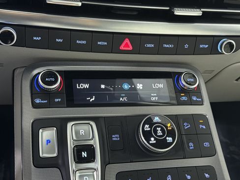 Used 2024 Hyundai Palisade Calligraphy AWD/4WD image 24