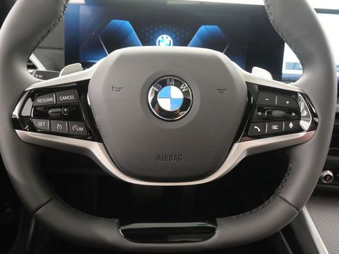 Used 2025 BMW 330i Sedan w/ Premium Package image 19