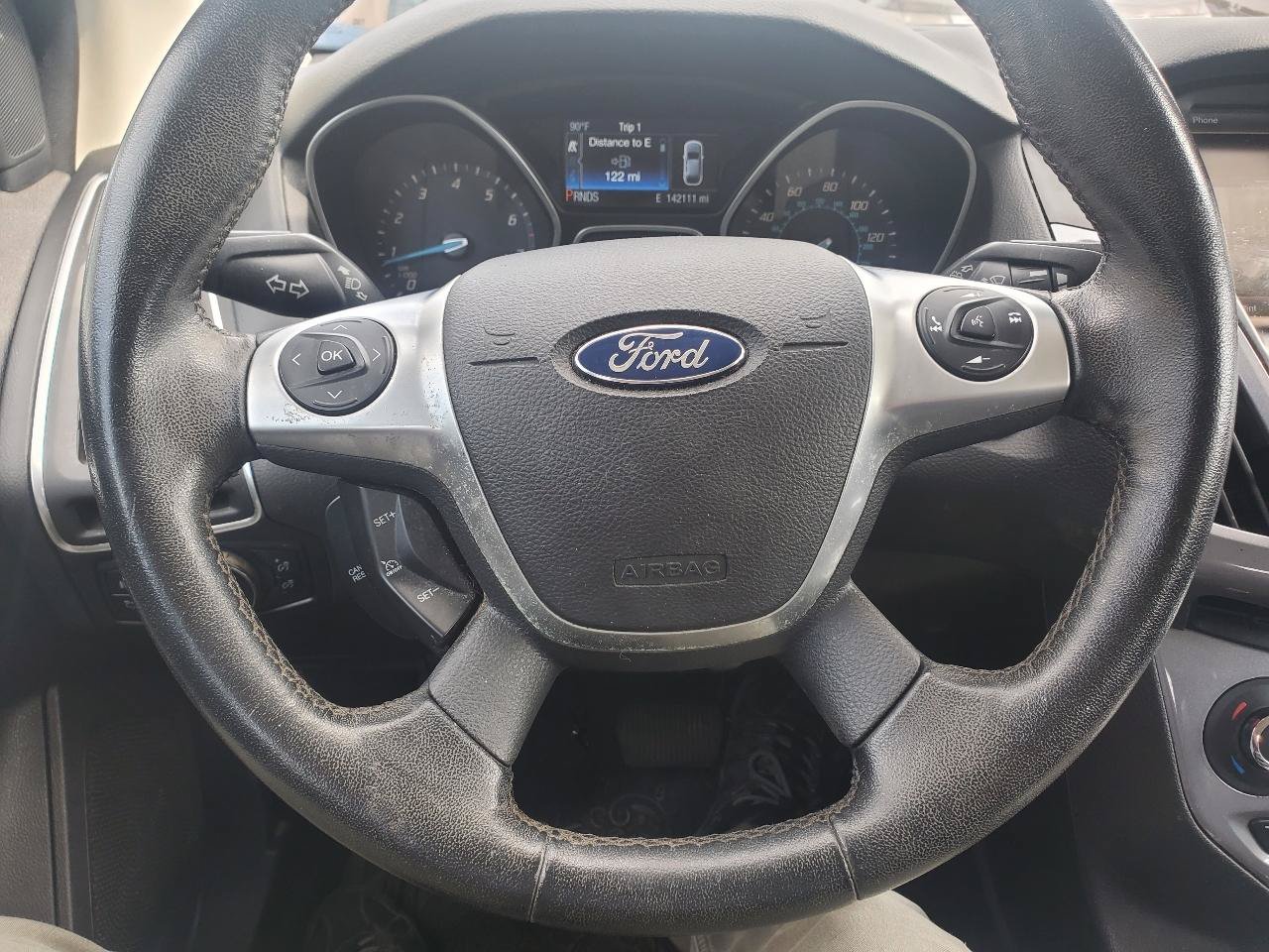 Used 2014 Ford Focus Titanium FWD image 19