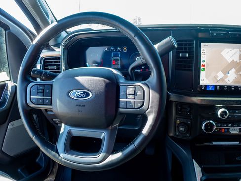 Used 2024 Ford F250 Lariat w/ Sport Appearance Package image 14