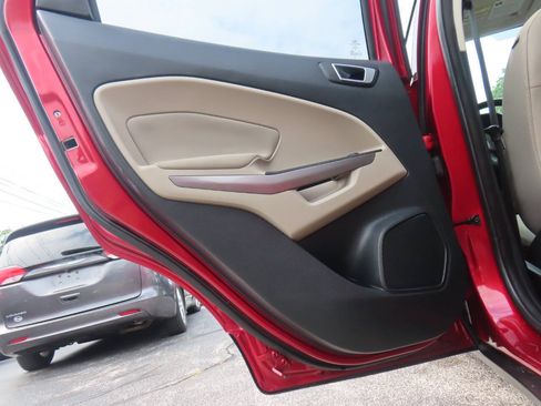 Used 2019 Ford EcoSport SE FWD image 37