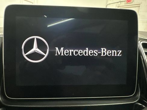 Used 2018 Mercedes-Benz GLE 350 image 13