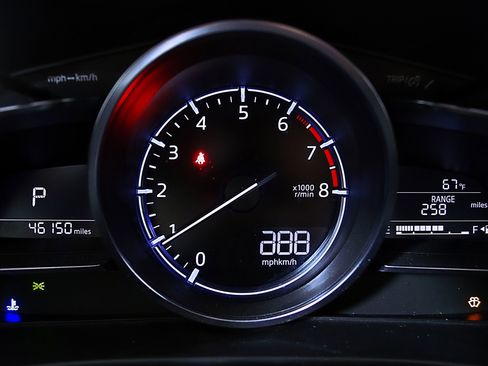 Used 2017 MAZDA MAZDA3 Grand Touring image 24